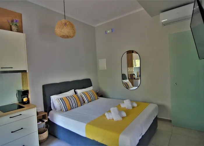 Antigonis Garden House La Canea