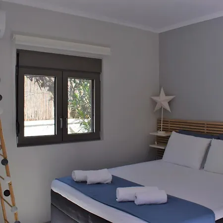 Apartament Antigonis Garden House *