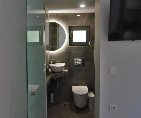 Antigonis Garden House خانيا